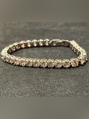 Turmaline 6.25” Silver-Tone Tennis Bracelet